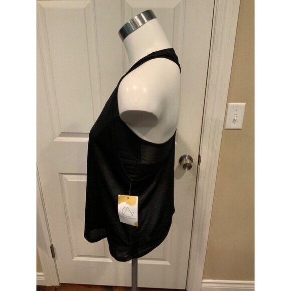 Lululemon Black Perforated Tank Top W/ Attached Sports Bra Tank Top, Size 6 - Picture 3 of 5